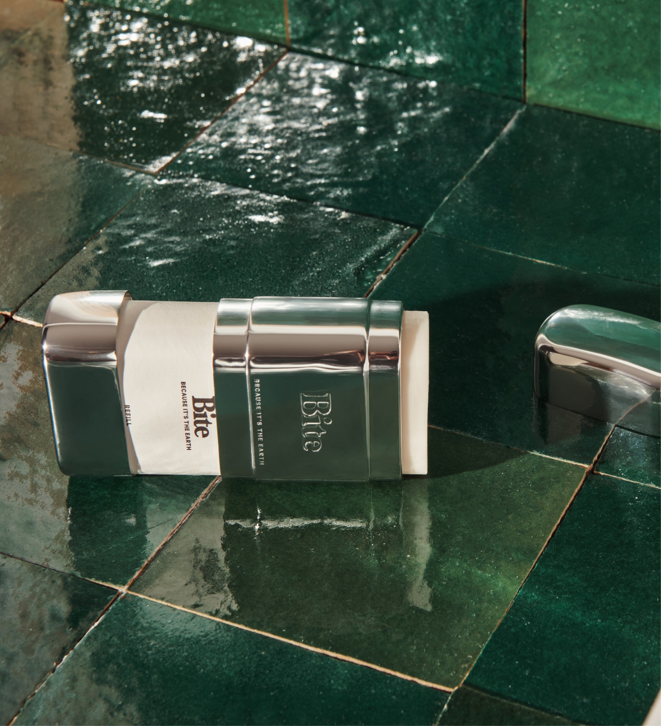 Deodorant Kit - hide