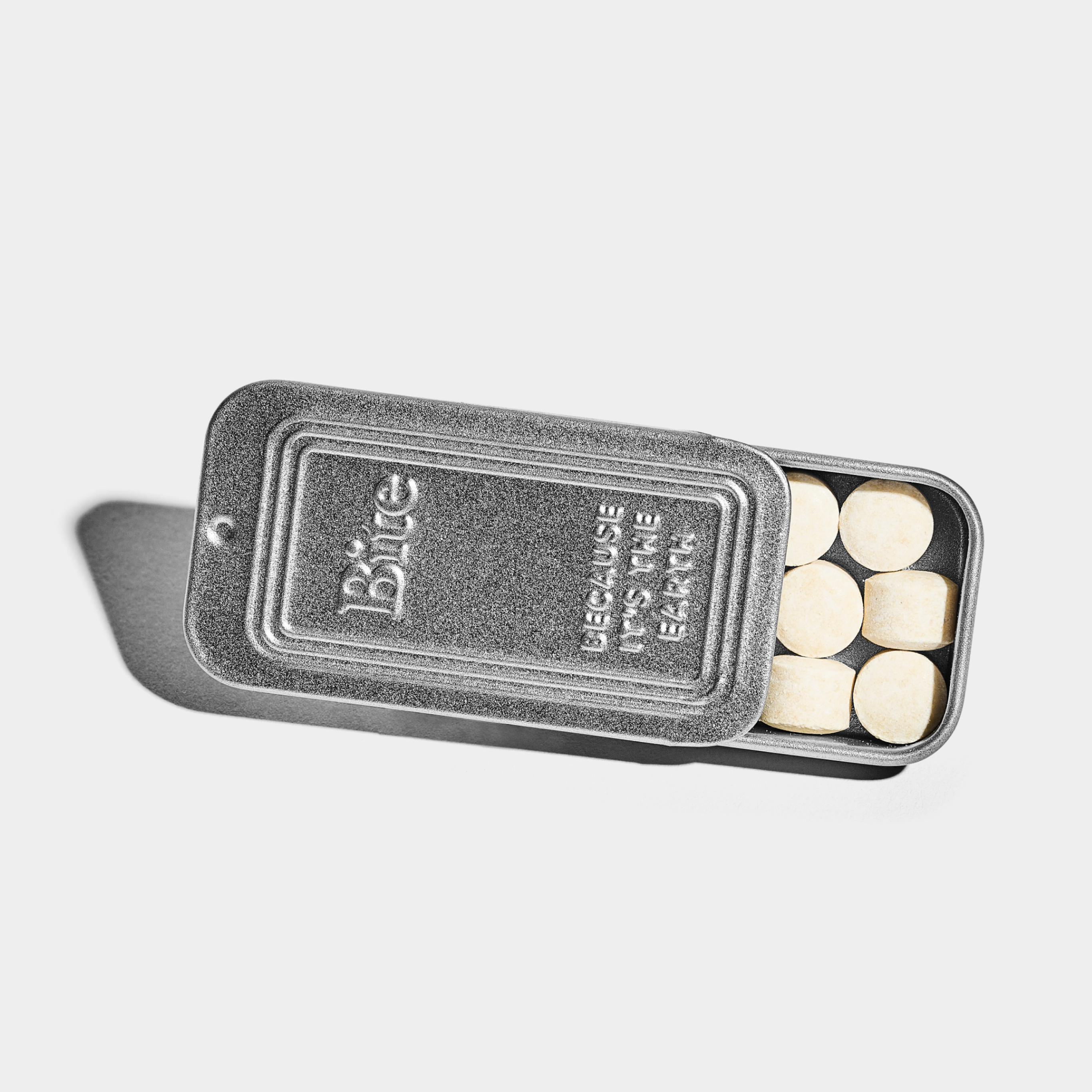 Travel Tin (Intl.)